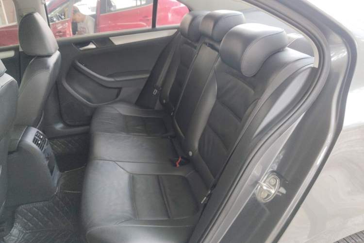 Used Volkswagen Sagitar 2014 1.4TSI Automatic Luxury Model Left Rear Seat