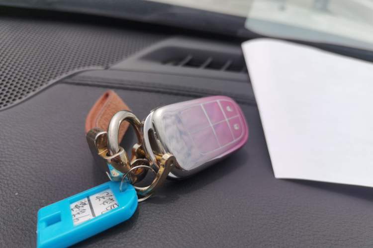 Used Jeep Cherokee 2019 2.0T Two-Wheel Drive Smart Enjoyment Version China V
