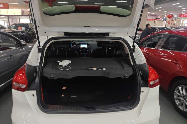 Used Ford Focus 2018 Two-Door Classic EcoBoost 125 Automatic Supercharged Style SmartDrive Edition