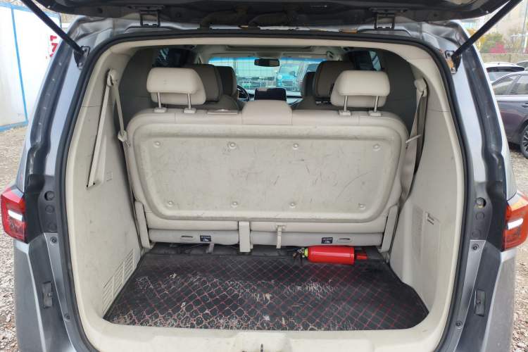 Used Buick GL8 2020 Land Business Class 652T Luxury Model Trunk