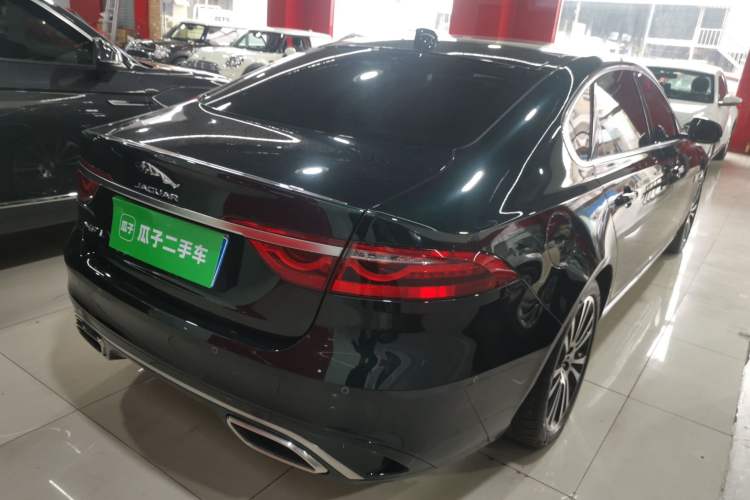 Used Jaguar XFL 2024 2.0T P250 Two-Wheel Drive Prestige Luxury Edition Rear Right 45 Deg