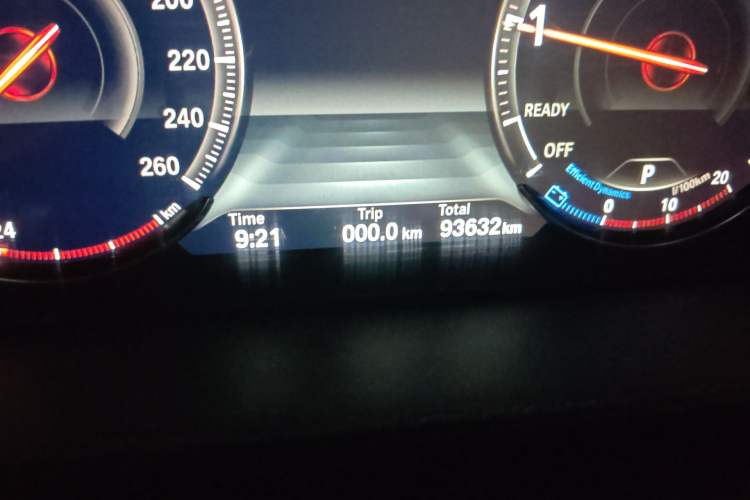 Used BMW 3 Series 2019 320Li M Luxury Package Odometer Close Up