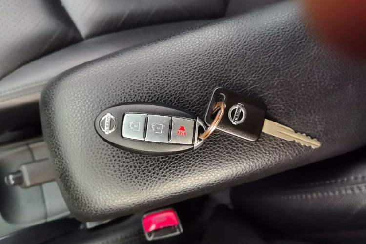 Used Nissan Tiida 2008 1.6L Automatic Smart Version Vehicle Key