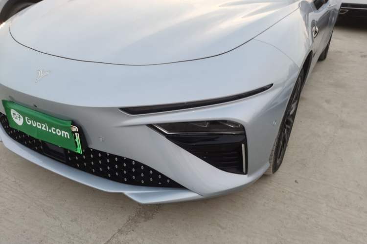 Used NETA S 2022 Extended-Range Version 1160 km Range Rear-Wheel Drive Mid-Grade