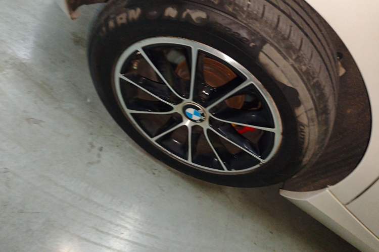 Used BMW 1 Series 2013 Revised 116i Urban Edition Right Rear Wheel Hub