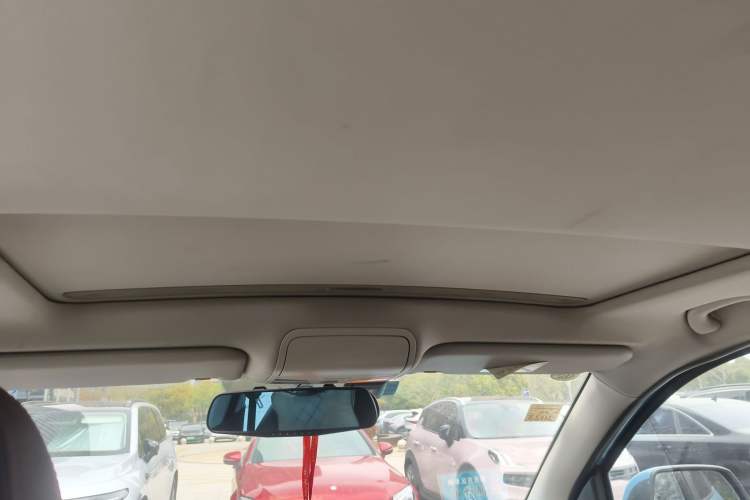 Used FAW Senya R7 2016 1.6L Manual Smart Version
