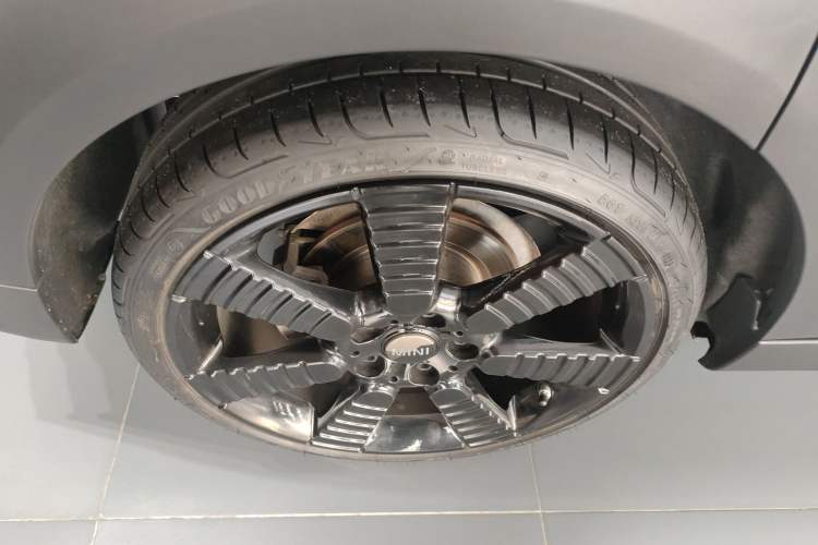 Used MINI MINI 2023 1.5T COOPER King's Cross Special Edition Five-Door Version