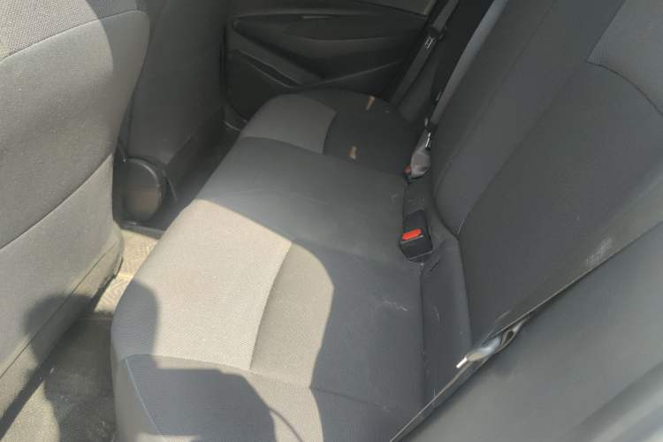 Used Toyota Levin 2019 185T CVT Entry-Level Version China VI Standard Left Rear Seat