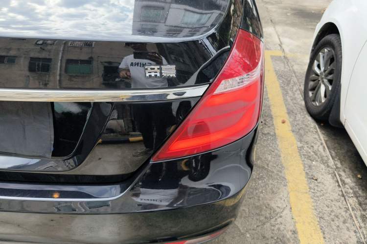 Used Geely Auto Emgrand 2017 Sedan Million Edition 1.5L Manual Luxury Model
