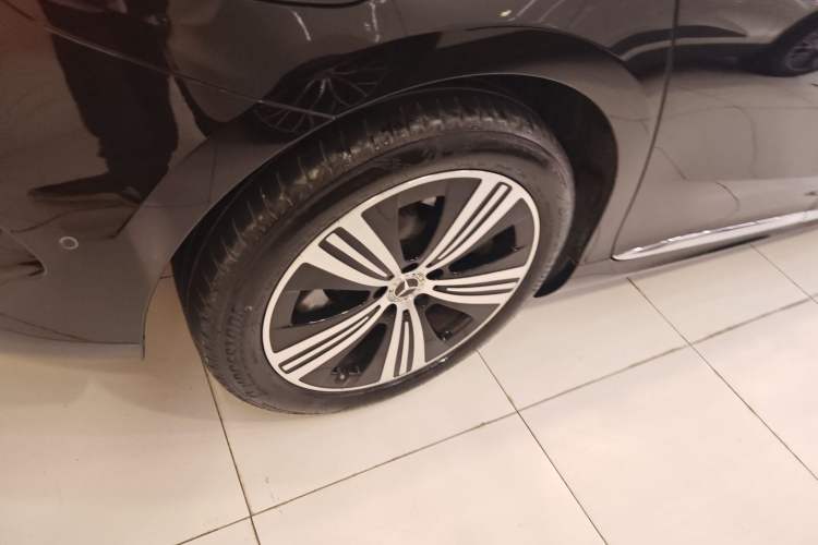 Used Mercedes-Benz EQE 2025 500 4MATIC Pioneer Edition
