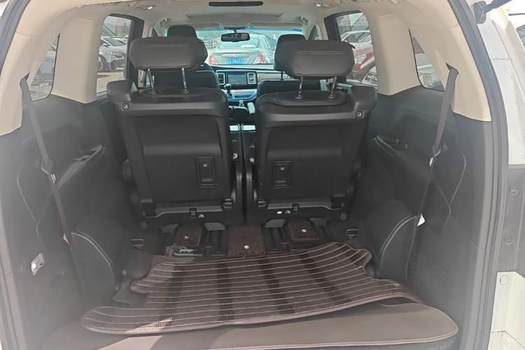 Used Honda Elysion 2016 2.4L Luxury Edition
