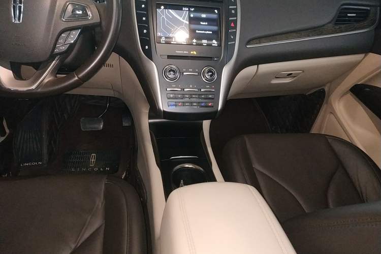 Used Lincoln MKC 2017 2.0T Four-Wheel Drive Zunya Edition