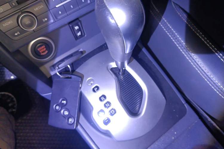 Used Renault Koleos 2014 Revised Version 2.0L Two-Wheel Drive Standard Edition