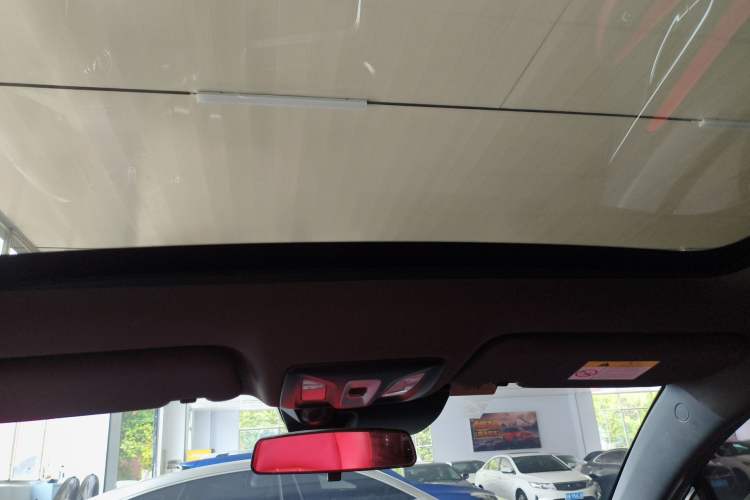 Used CHANGAN UNI-T 2020 1.5T Prestige Version Headliner