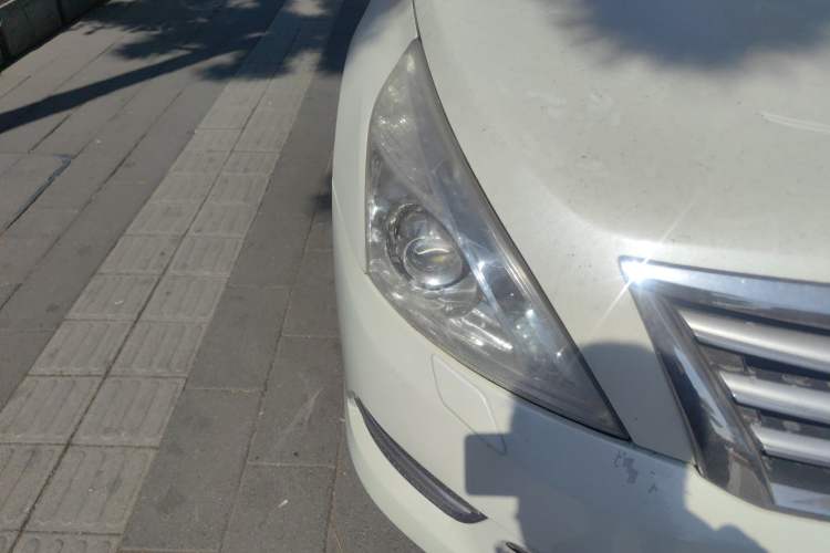 Used Nissan Teana 2011 2.5L XL Advanced Edition Right Front Headlight