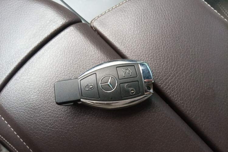 Used Mercedes-Benz GLE 2018 GLE 320 4MATIC Dynamic Edition Collector's Edition Vehicle Key