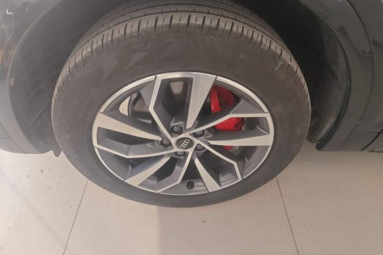 Used Audi Q5L 2025 quattro 45th Anniversary Edition 40 TFSI Luxury Dynamic Model