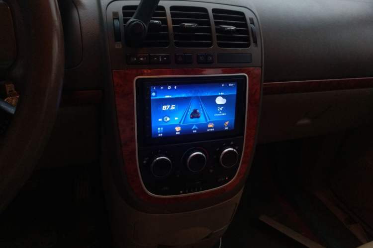 Used Buick GL8 2011 2.4L LT Executive Edition