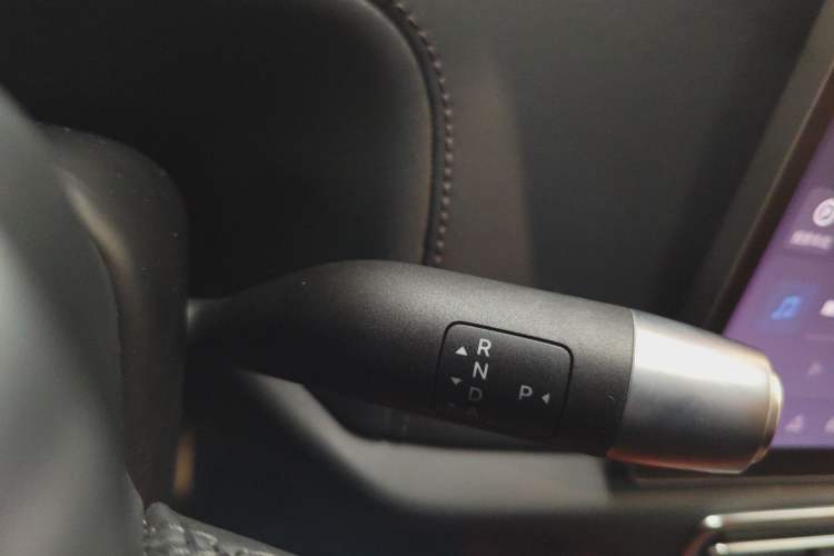 Used Li Auto L8 2023 Pro Model Gear Lever