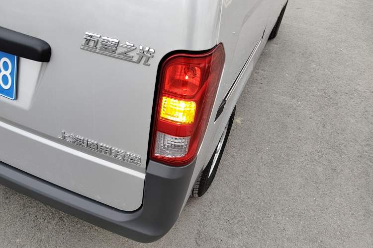 Used Wuling Zhiguang 2023 1.5L Practical Version 5/7 Seats
