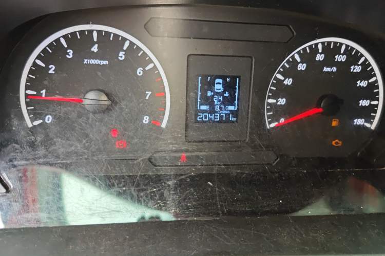 Used FORTHING Lingzhi PLUS 2021 Travel Edition 2.0L Manual Luxury 7-Seater
