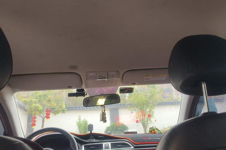 Used Kia KX Cross 2017 1.4L AT GLS