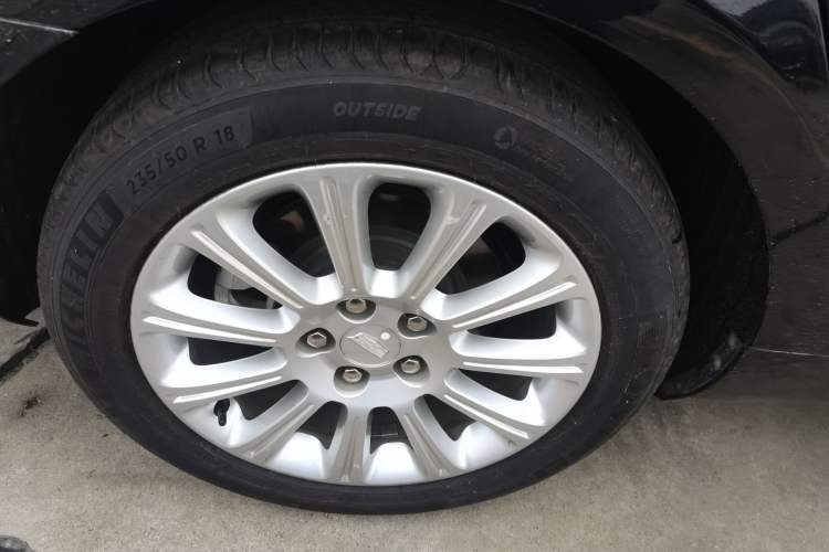 Used Cadillac XTS 2017 28T Tech Edition Right Rear Wheel Hub