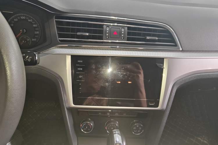 Used Volkswagen Lamando 2021 230TSI DSG Fashion Edition
