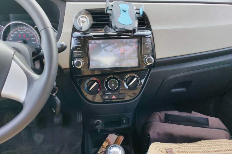 Used Oshan Olisway 2013 1.2L Manual Elite Model
