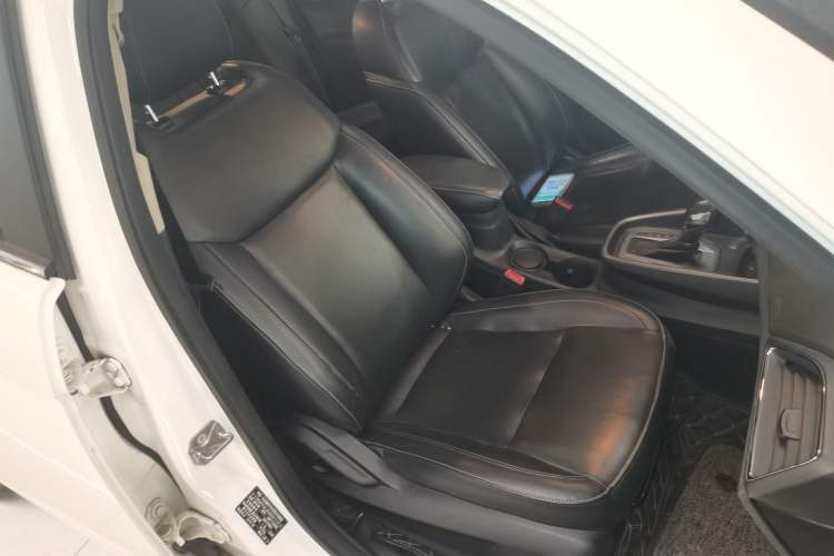 Used Ford Escort 2015 1.5L Automatic Fashion Model