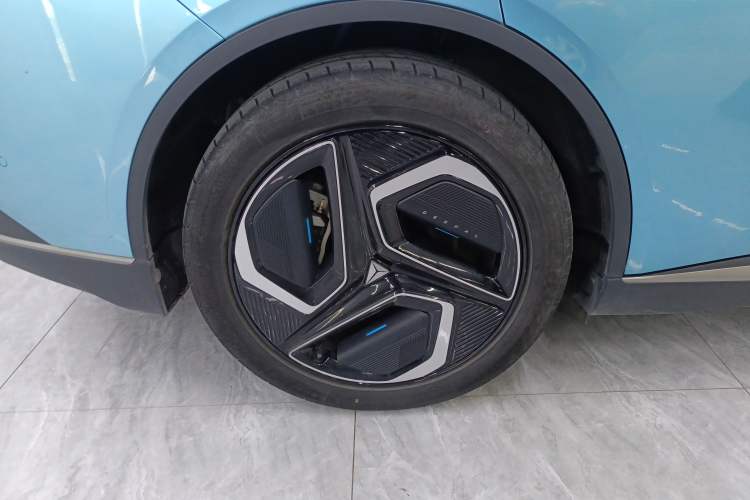 Used Deepal L07 2025 530 Ultra Qiankun Intelligent Driving ADS SE Pure Electric Version
