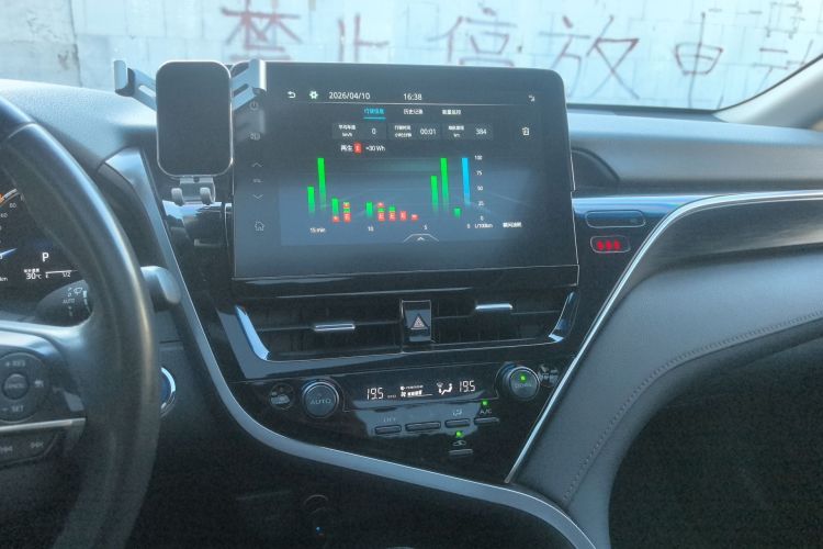 Used Toyota Camry 2021 Dual-Motor 2.5HG Luxury Edition Audio And AC Panel