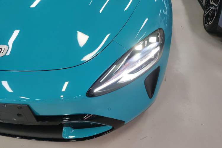 Used Xiaomi Auto SU7 2024 Four-Wheel Drive Ultra-Long Range Advanced Intelligent Driving Max Edition
