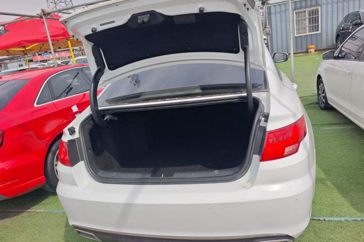 Used Geely Auto Emgrand GL 2017 1.8L Manual Elite Model