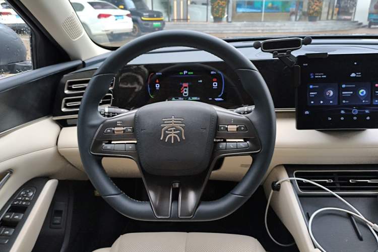Used BYD Qin L 2024 DM-i 80KM Leading Model Steering Wheel