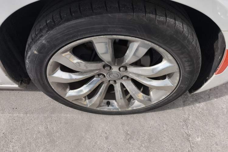 Used Chrysler 300C 2016 3.0L Supreme Edition
