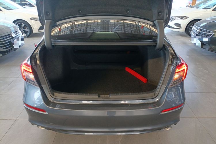 Used Honda Civic 2022 240TURBO CVT Dynamic Edition
