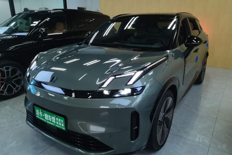 Used Lynk & Co 08 EM-P 2023 220km All-Wheel-Drive Performance Halo