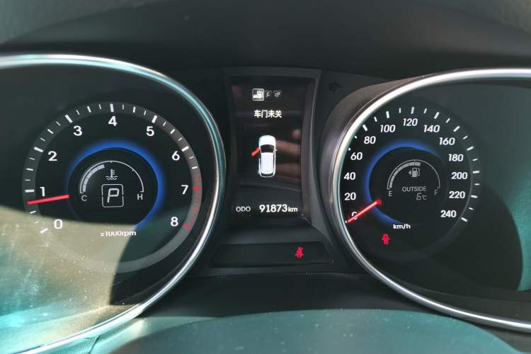 Used Hyundai Santa Fe 2015 2.0T Automatic Two-Wheel Drive Smart Version 5 Seats
