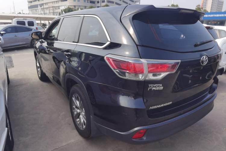 Used Toyota Highlander 2015 2.0T Two-Wheel Drive Elite Edition 5 Seats
