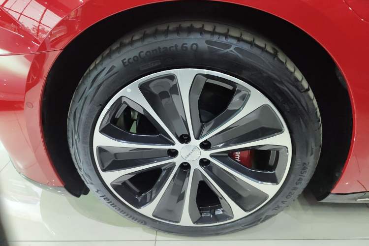 Used Hima Luxeed S7 2025 785 km Ultra