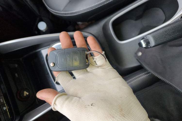 Used Baojun 510 2017 1.5L Manual Fashion Model
