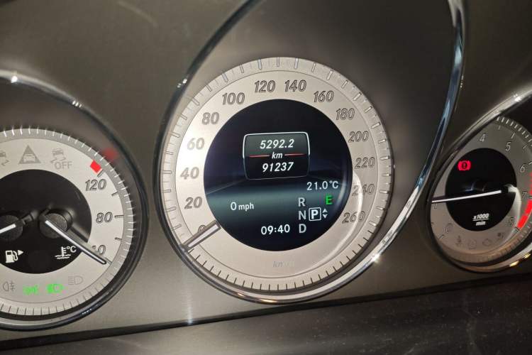 Used Mercedes-Benz GLK-Class 2013 Facelift GLK 300 4MATIC Fashion Edition