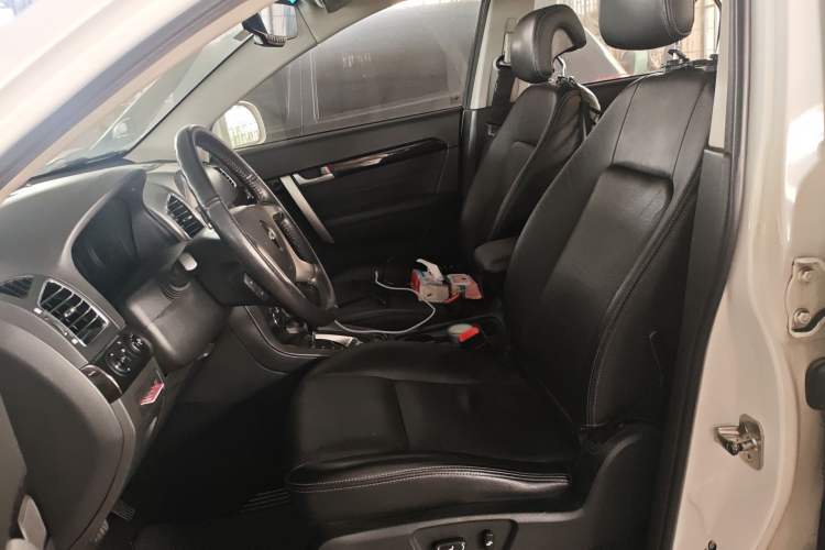 Used Chevrolet Captiva 2014 2.4L 4x4 Flagship Edition 7 Seats