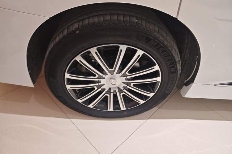 Used GAC Trumpchi M8 2023 Lingxiu Series 390T Prestige Edition
