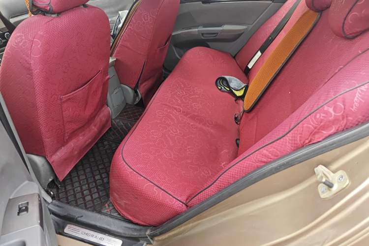 Used Geely Auto Classic Emgrand 2013 Sedan 1.5L Manual Entry-Level Model Left Rear Seat