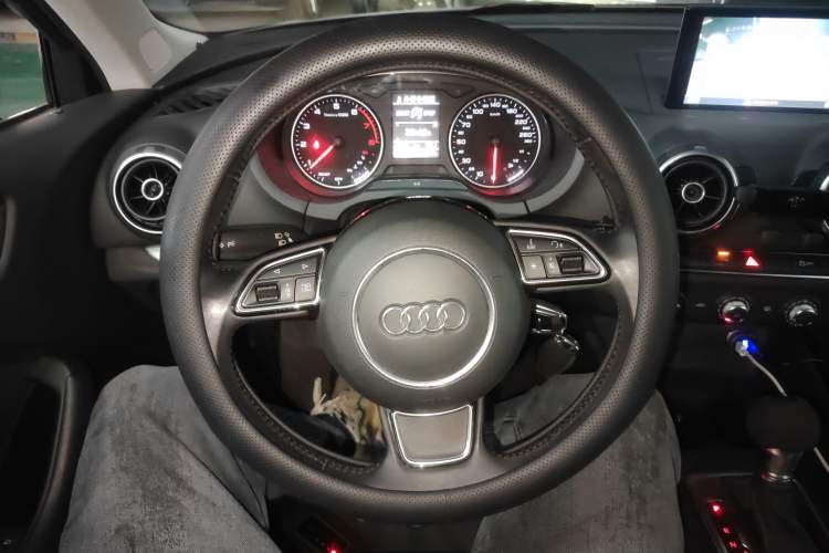 Used Audi A3 2015 Sportback 35 TFSI Millionth Anniversary Intelligent Leading Model
