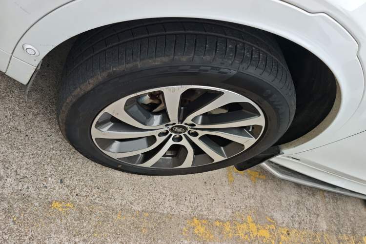 Used Land Rover Discovery Sport New Energy 2021 P300e Performance Tech Edition
