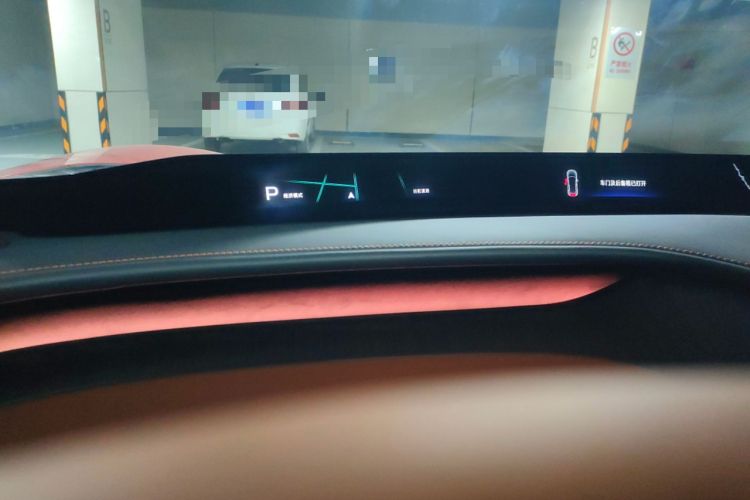 Used Xiaomi Auto YU7 2025 Ultra-Long Range High-Performance All-Wheel-Drive Max Edition
