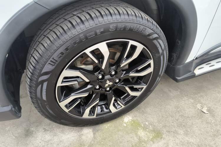 Used Mitsubishi Outlander 2019 2.0L Two-Wheel Drive Comfort Edition 5 Seats China VI Standard